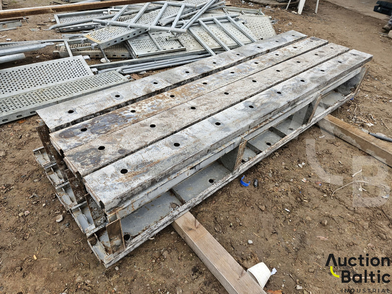 Concrete formwork - Maquinaria de construcción: foto 2 Concrete formwork - Maquinaria de construcción: foto 2