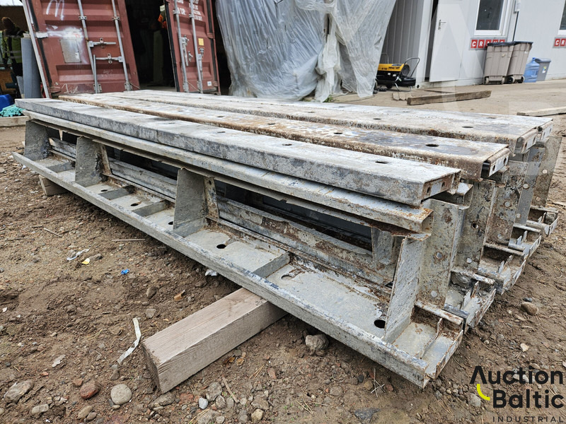 Concrete formwork - Maquinaria de construcción: foto 1 Concrete formwork - Maquinaria de construcción: foto 1