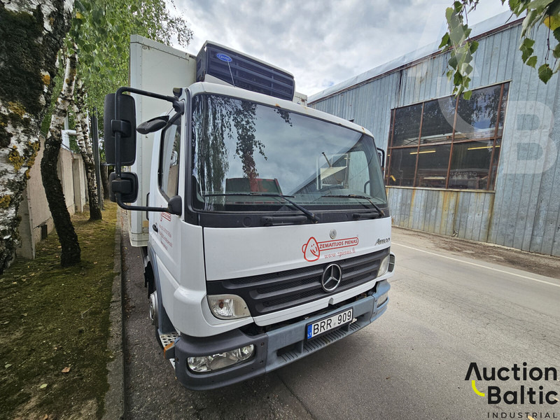 Mercedes-Benz 1018 - Camión frigorífico: foto 2 Mercedes-Benz 1018 - Camión frigorífico: foto 2