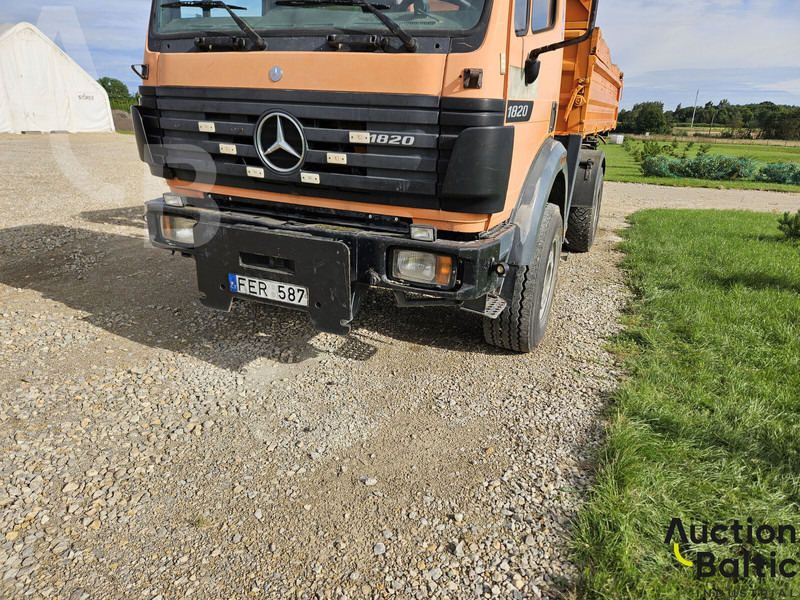 Camión volquete Mercedes-Benz 1820: foto 17