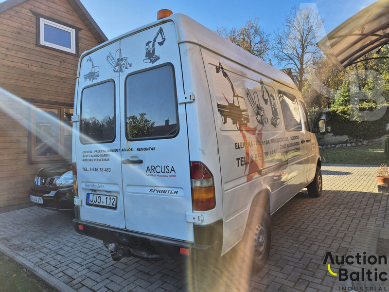 Mercedes-Benz 300-serie 312 D - Furgón: foto 4 Mercedes-Benz 300-serie 312 D - Furgón: foto 4