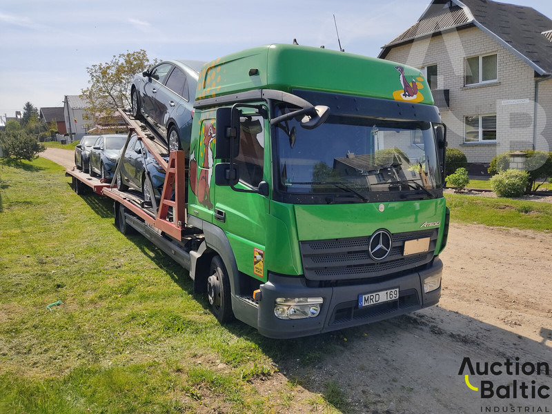 Mercedes-Benz Atego 822 L - Camión portavehículos: foto 2 Mercedes-Benz Atego 822 L - Camión portavehículos: foto 2