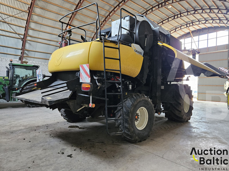 New Holland CR 9080 - Cosechadora de granos: foto 4 New Holland CR 9080 - Cosechadora de granos: foto 4