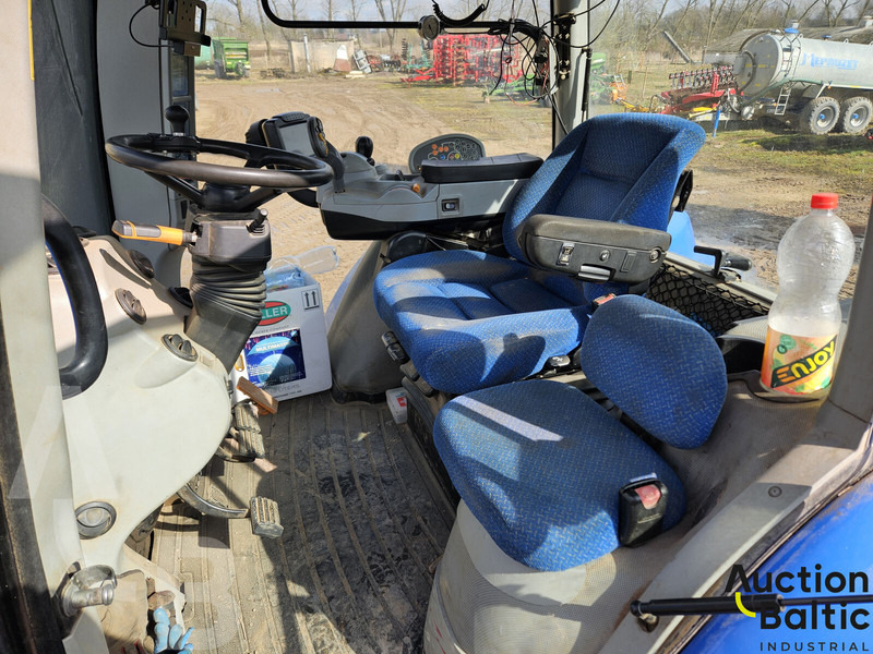 New Holland T 8.390 - Tractor: foto 5 New Holland T 8.390 - Tractor: foto 5