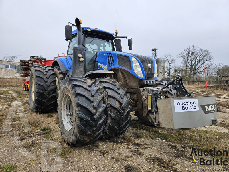 New Holland T 8.410 - Tractor: foto 2 New Holland T 8.410 - Tractor: foto 2