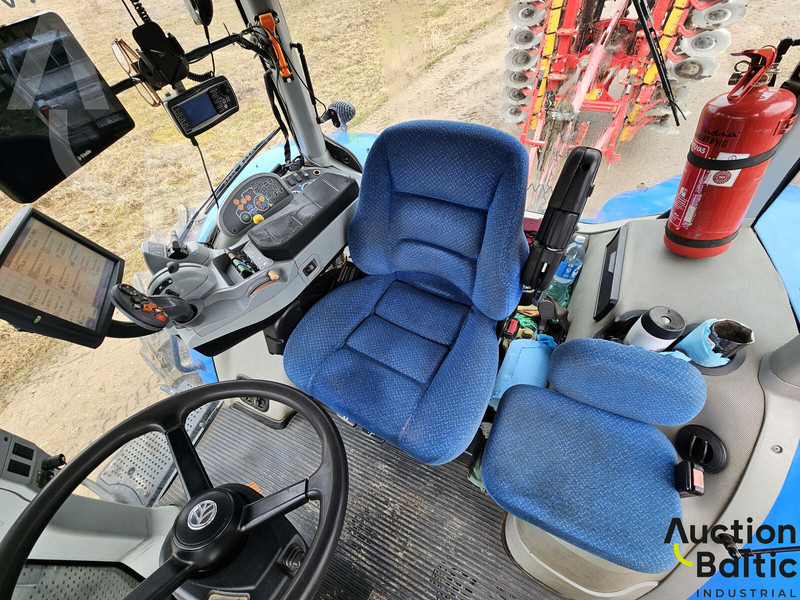 New Holland T 8.410 - Tractor: foto 5 New Holland T 8.410 - Tractor: foto 5