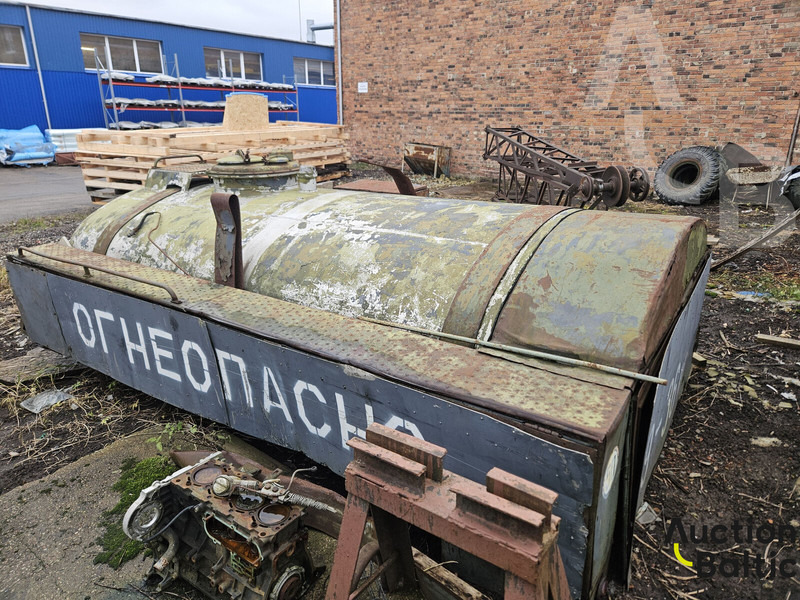 Tanker - Remolque volquete: foto 3 Tanker - Remolque volquete: foto 3