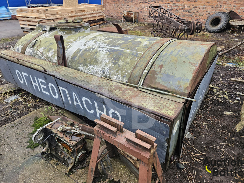 Tanker - Remolque volquete: foto 1 Tanker - Remolque volquete: foto 1