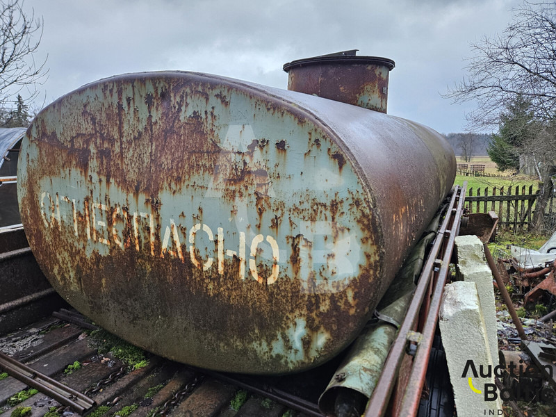 Tanker - Remolque volquete: foto 1 Tanker - Remolque volquete: foto 1