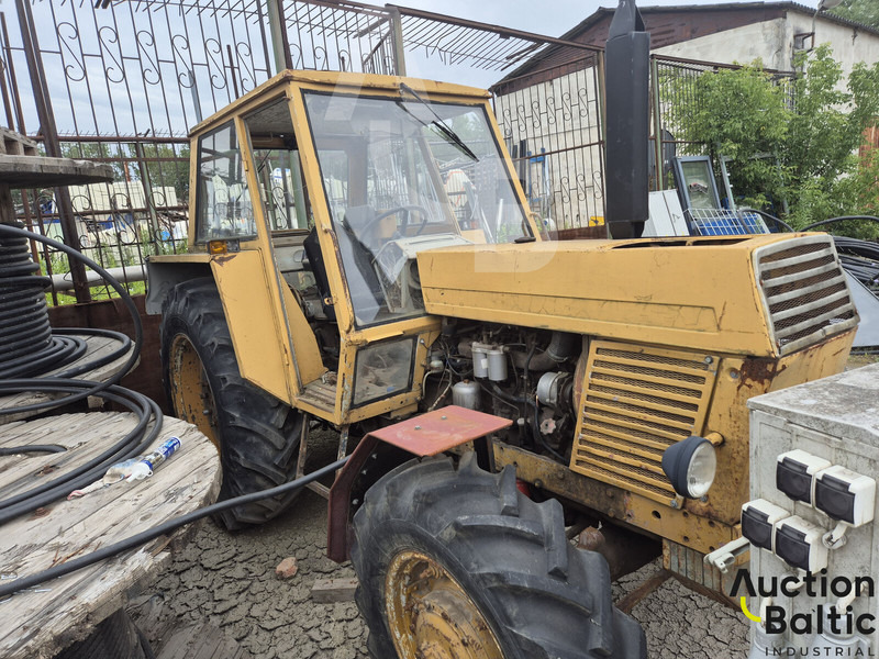 Ursus C-385A - Tractor: foto 4 Ursus C-385A - Tractor: foto 4