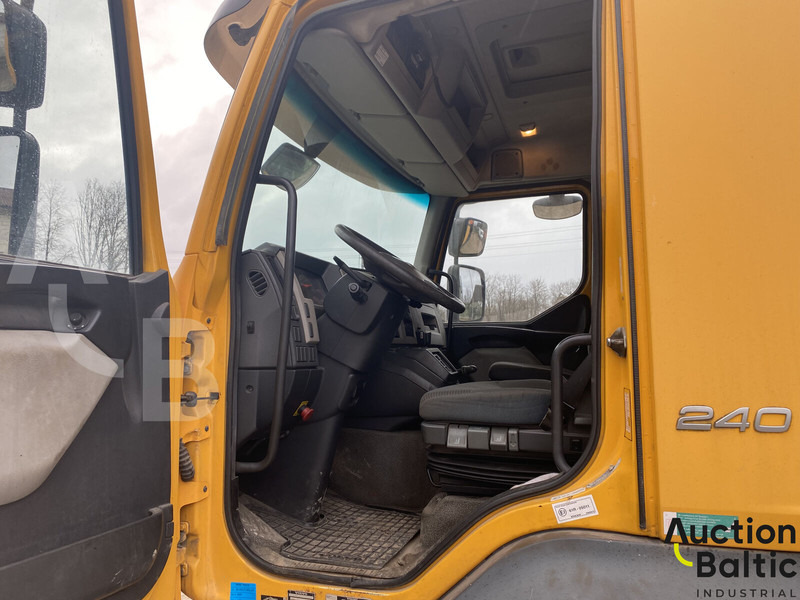 Volvo FL 240 4x2 - Camión volquete: foto 5 Volvo FL 240 4x2 - Camión volquete: foto 5