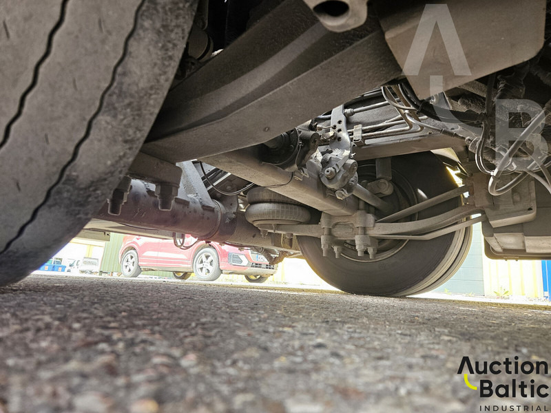 Camión portavehículos Volvo FM440: foto 19 Camión portavehículos Volvo FM440: foto 19