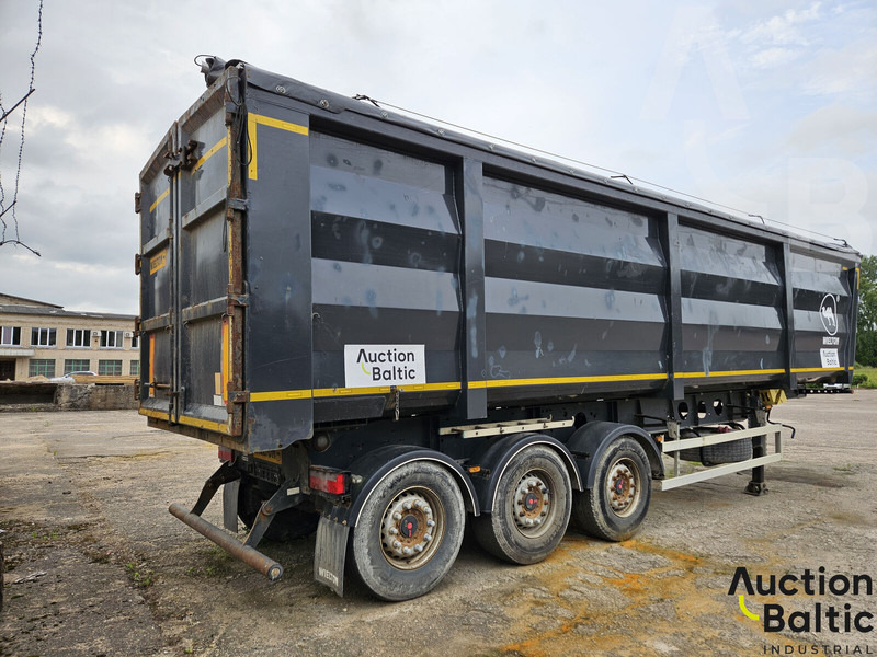Wielton NW-3 - Semirremolque lona: foto 3 Wielton NW-3 - Semirremolque lona: foto 3