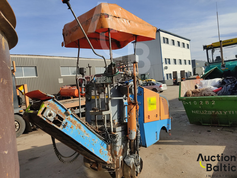 Wirtgen W35DC - Construcción de carreteras: foto 4 Wirtgen W35DC - Construcción de carreteras: foto 4