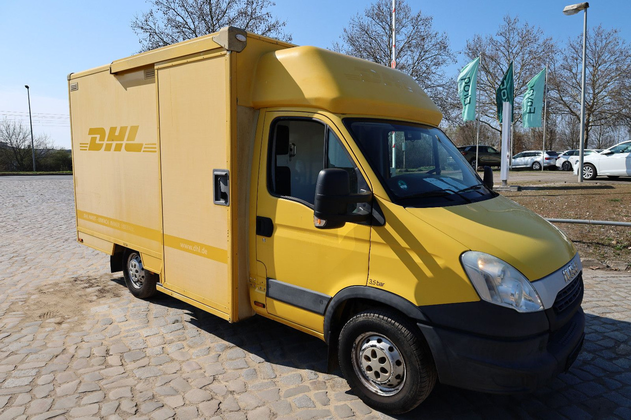 Iveco IS35SI2AA Daily/ Regalsystem/Luftfeder/KURZ - Furgoneta caja cerrada: foto 2 Iveco IS35SI2AA Daily/ Regalsystem/Luftfeder/KURZ - Furgoneta caja cerrada: foto 2
