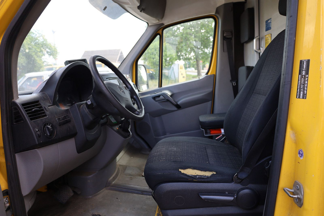 Mercedes-Benz Sprinter II Pritsche/ Koffer/Regalsystem - Furgoneta caja cerrada: foto 3 Mercedes-Benz Sprinter II Pritsche/ Koffer/Regalsystem - Furgoneta caja cerrada: foto 3