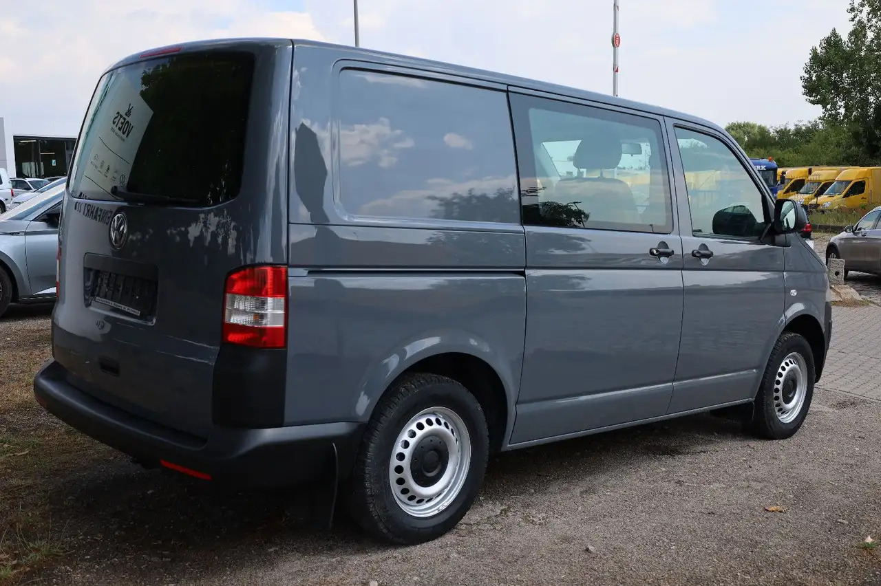 Volkswagen T5 Transporter Kasten-Kombi 2.0 TDI/EU5/5-Sitze - Coche: foto 3 Volkswagen T5 Transporter Kasten-Kombi 2.0 TDI/EU5/5-Sitze - Coche: foto 3
