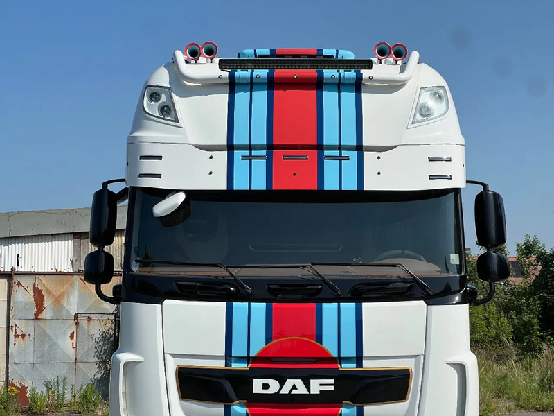 DAF XF 530 MARTINI RACING XF530 full options - Cabeza tractora: foto 3 DAF XF 530 MARTINI RACING XF530 full options - Cabeza tractora: foto 3