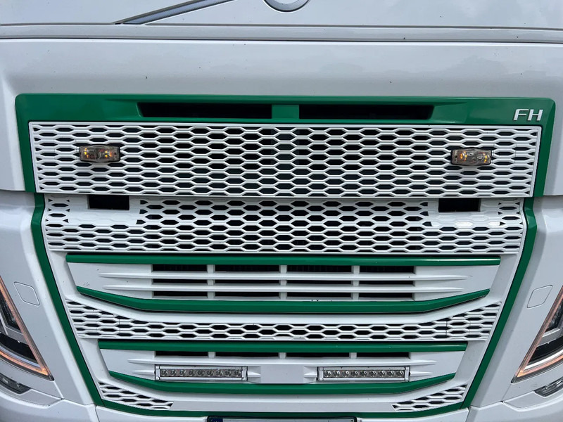 Volvo FH 500 VDS STEERING***PTO POMP***Full Air***FH500 euro6 - Cabeza tractora: foto 3 Volvo FH 500 VDS STEERING***PTO POMP***Full Air***FH500 euro6 - Cabeza tractora: foto 3