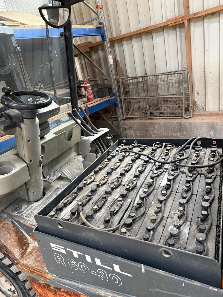 Carretilla elevadora eléctrica Still R 60-30 2 units available: foto 9 Carretilla elevadora eléctrica Still R 60-30 2 units available: foto 9