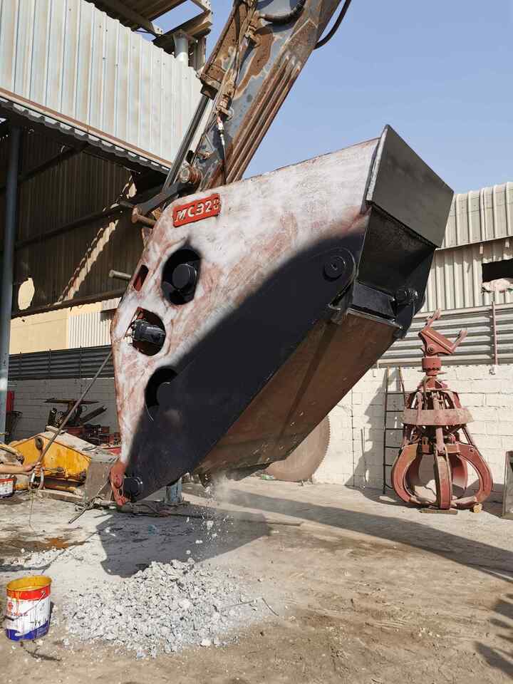 Cazo para Excavadora AME Crusher Bucket (MCB 20): foto 17