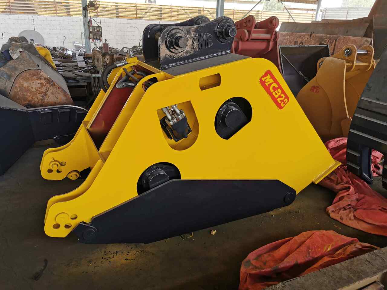 Cazo para Excavadora AME Crusher Bucket (MCB 20): foto 11