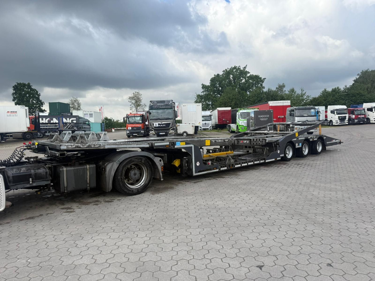 Kässbohrer K.SOK Truck/Car Transporter, Novagrau - Semirremolque portavehículos: foto 2 Kässbohrer K.SOK Truck/Car Transporter, Novagrau - Semirremolque portavehículos: foto 2
