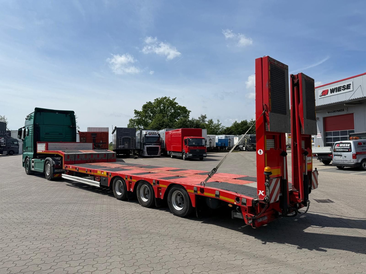 Kässbohrer SLS.HS Tieflader mit hydr. Schwanenhals - Semirremolque góndola rebajadas: foto 2 Kässbohrer SLS.HS Tieflader mit hydr. Schwanenhals - Semirremolque góndola rebajadas: foto 2