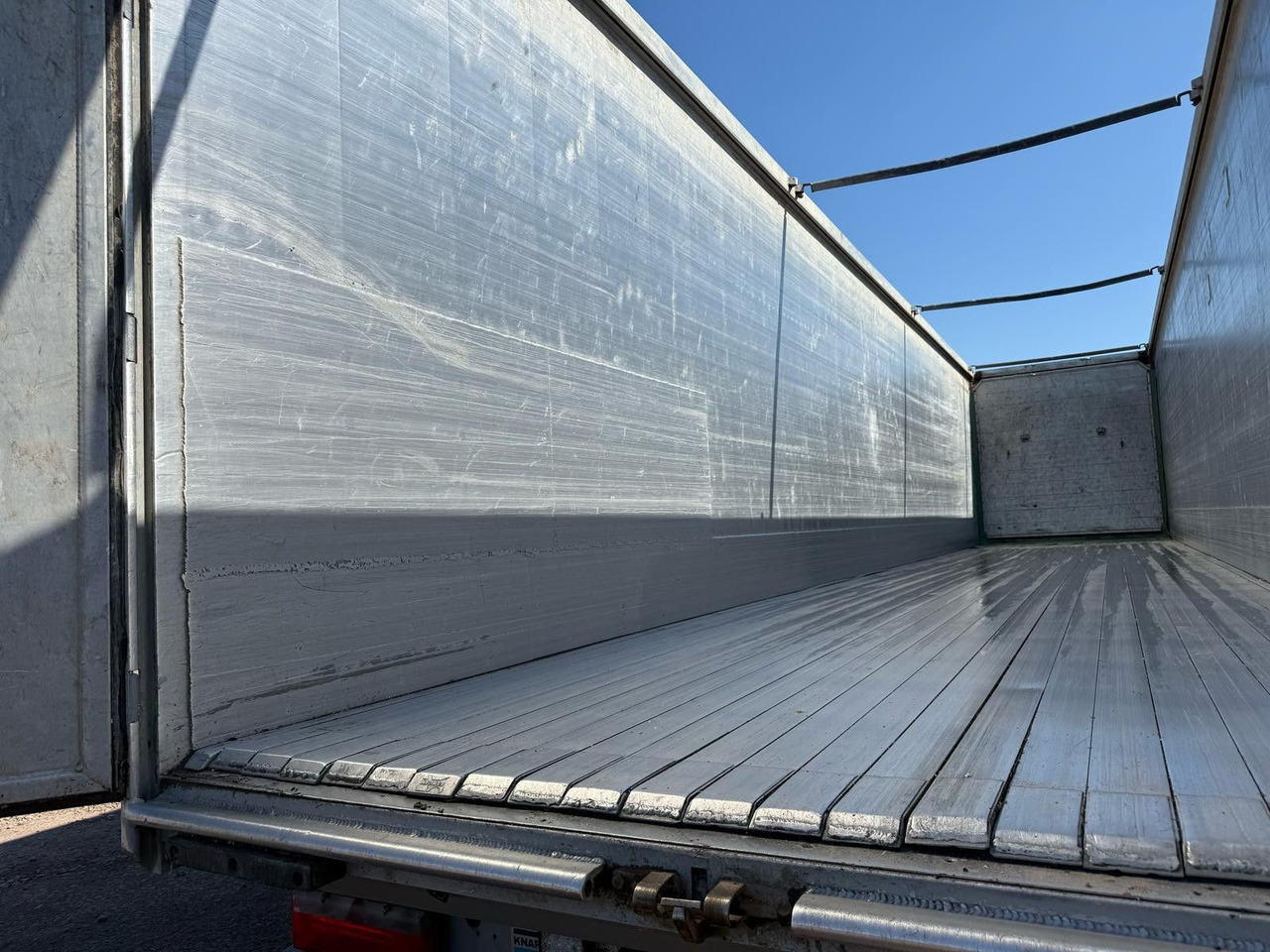 Leasing de  Knapen K100 Schubboden 92m³ 10 mm Boden Knapen K100 Schubboden 92m³ 10 mm Boden: foto 10