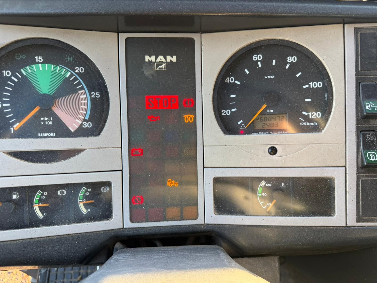 Camión grúa MAN LE 18.280 Pritsche mit HIAB 133 K PRO/HIPRO Kran: foto 9 Camión grúa MAN LE 18.280 Pritsche mit HIAB 133 K PRO/HIPRO Kran: foto 9