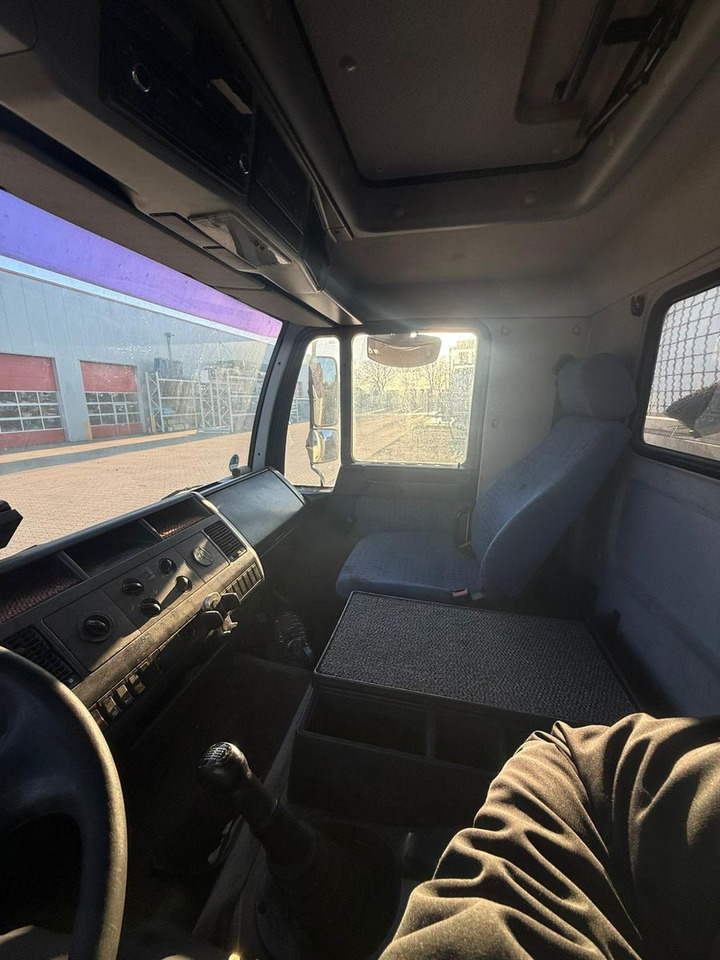 Camión grúa MAN LE 18.280 Pritsche mit HIAB 133 K PRO/HIPRO Kran: foto 7 Camión grúa MAN LE 18.280 Pritsche mit HIAB 133 K PRO/HIPRO Kran: foto 7