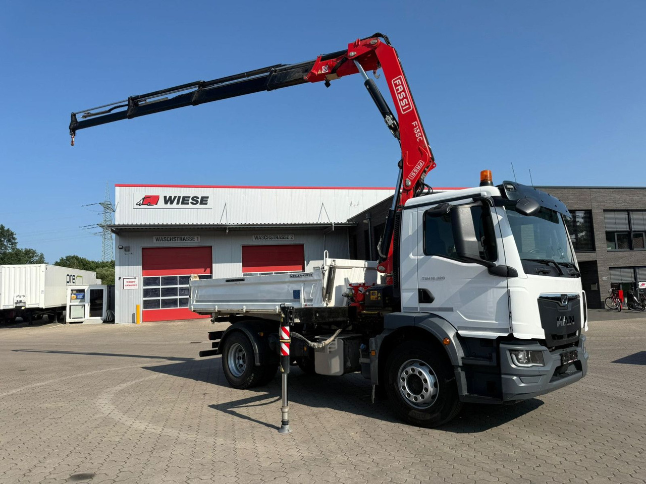 MAN TGM 18.320 4x2 BB mit Fassi F135 Kipper Kran - Camión volquete, Camión grúa: foto 1 MAN TGM 18.320 4x2 BB mit Fassi F135 Kipper Kran - Camión volquete, Camión grúa: foto 1