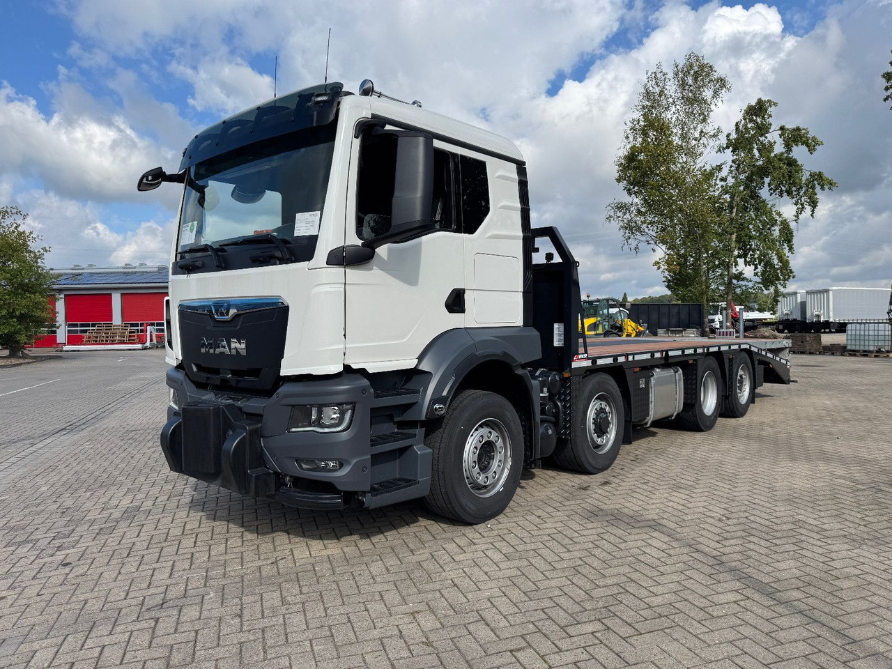 MAN TGS 35.520 8x2H Baumaschinentransporter - Grua de remolque autos: foto 1 MAN TGS 35.520 8x2H Baumaschinentransporter - Grua de remolque autos: foto 1