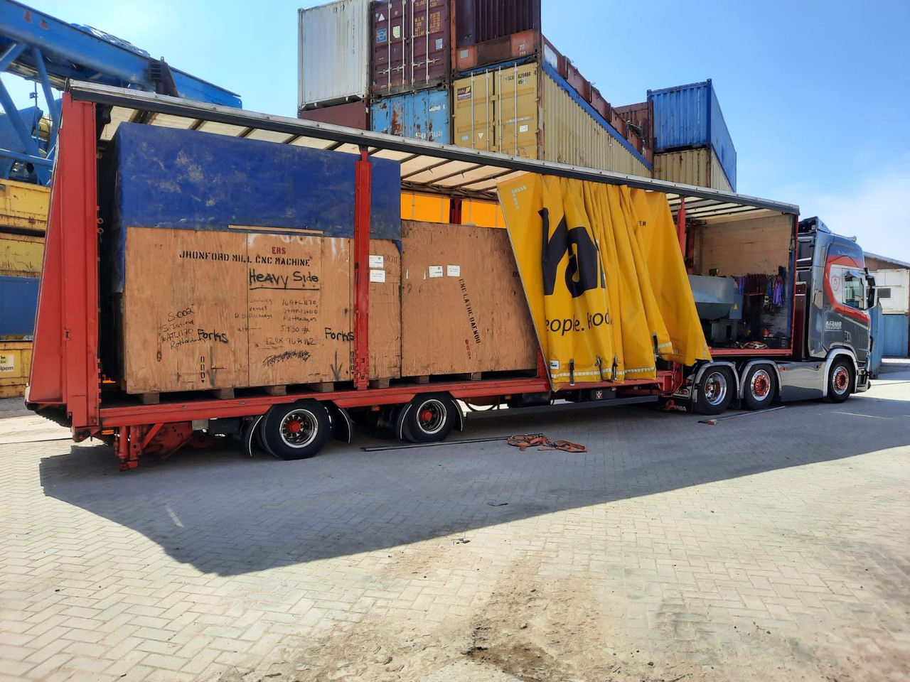 Leasing de Meusburger 2-Achs-Gabelstaplertransporter Rampe Dhollandia Meusburger 2-Achs-Gabelstaplertransporter Rampe Dhollandia: foto 7 Leasing de Meusburger 2-Achs-Gabelstaplertransporter Rampe Dhollandia Meusburger 2-Achs-Gabelstaplertransporter Rampe Dhollandia: foto 7