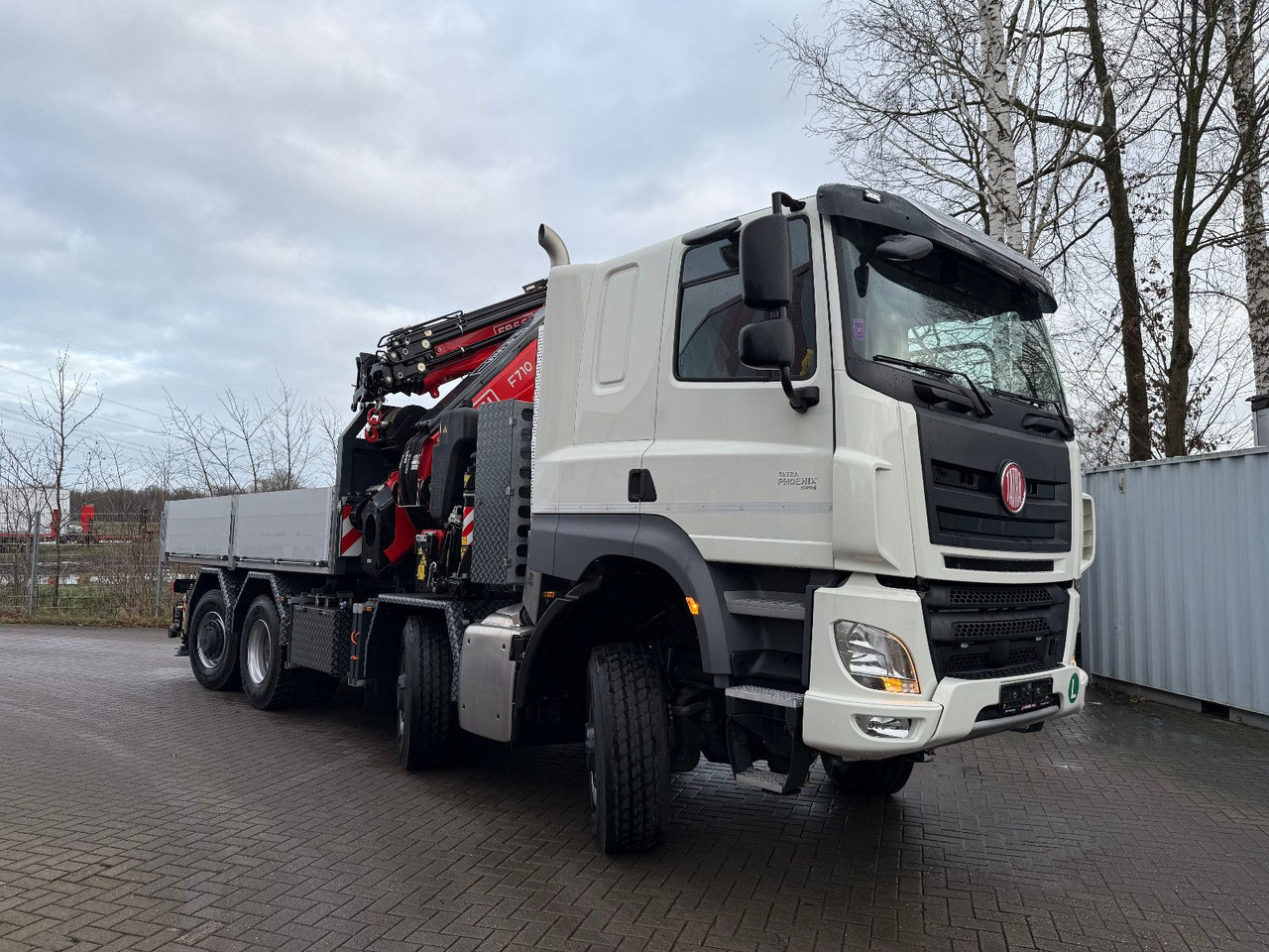 Tatra 41.500 8x8 Phoenix Fassi F710 Kran - Camión caja abierta, Camión grúa: foto 1 Tatra 41.500 8x8 Phoenix Fassi F710 Kran - Camión caja abierta, Camión grúa: foto 1