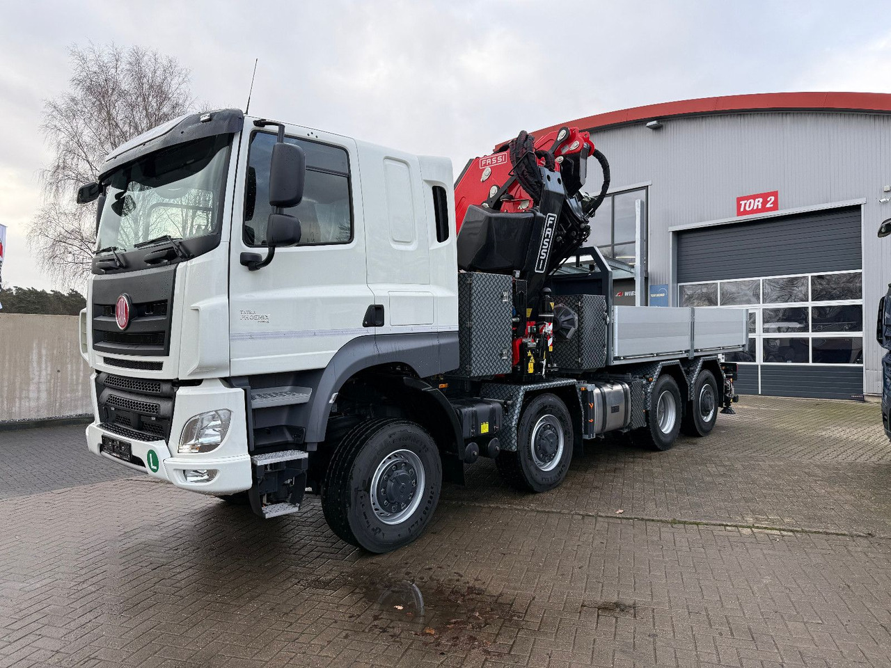 Tatra 41.500 8x8 Phoenix Fassi F710 Kran - Camión caja abierta, Camión grúa: foto 1 Tatra 41.500 8x8 Phoenix Fassi F710 Kran - Camión caja abierta, Camión grúa: foto 1