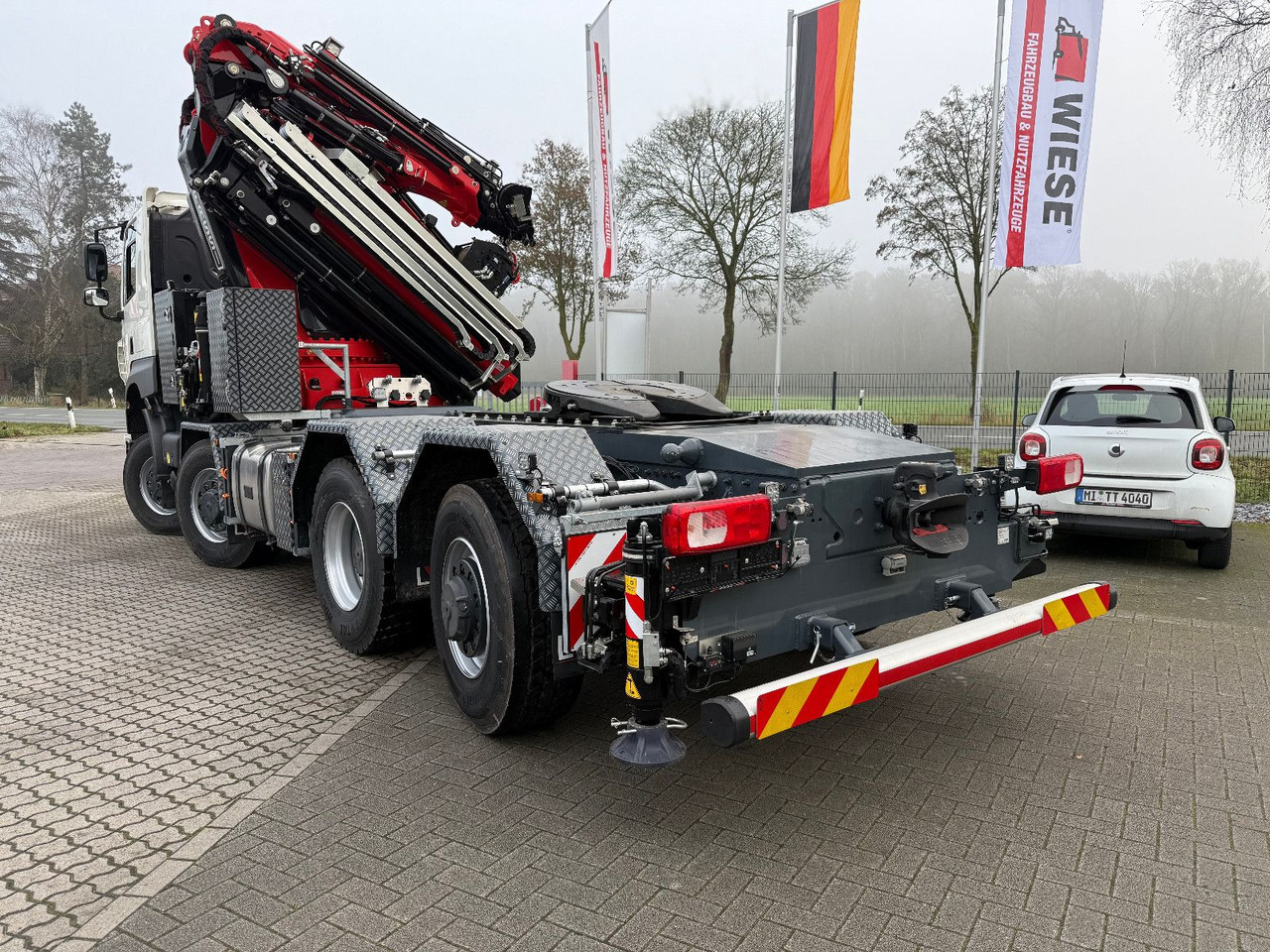 Tatra 41.500 8x8 Phoenix Fassi F710 Kran - Camión caja abierta, Camión grúa: foto 4 Tatra 41.500 8x8 Phoenix Fassi F710 Kran - Camión caja abierta, Camión grúa: foto 4