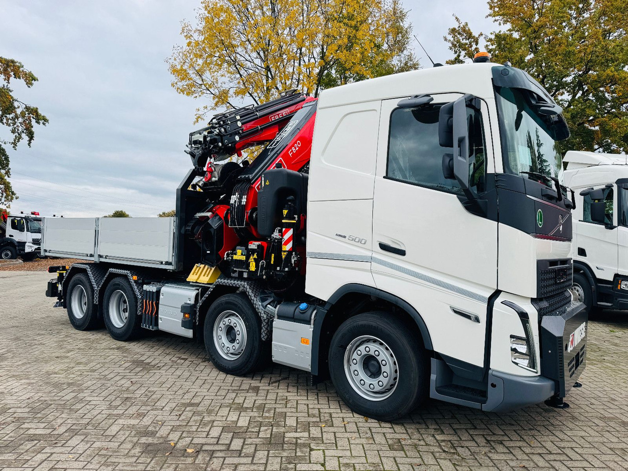 Volvo FH 500 8x4 Kran F820 RA2.27 Jib & Winde Sofort - Camión caja abierta, Camión grúa: foto 5 Volvo FH 500 8x4 Kran F820 RA2.27 Jib & Winde Sofort - Camión caja abierta, Camión grúa: foto 5
