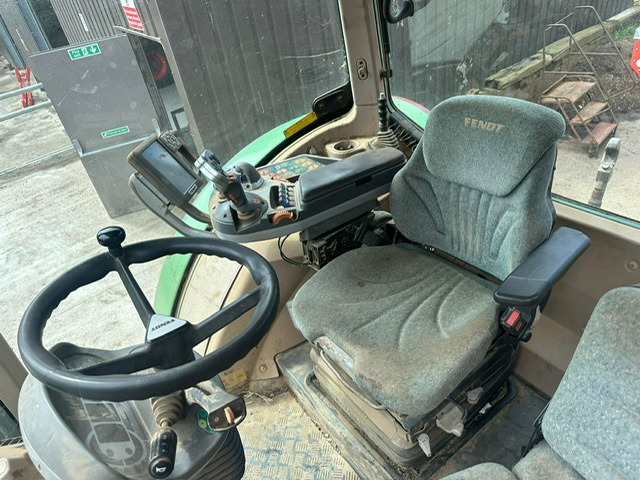 FENDT 724 Plus - Tractor: foto 5 FENDT 724 Plus - Tractor: foto 5