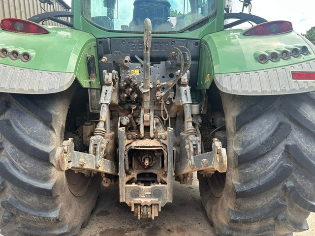 FENDT 724 Plus - Tractor: foto 3 FENDT 724 Plus - Tractor: foto 3