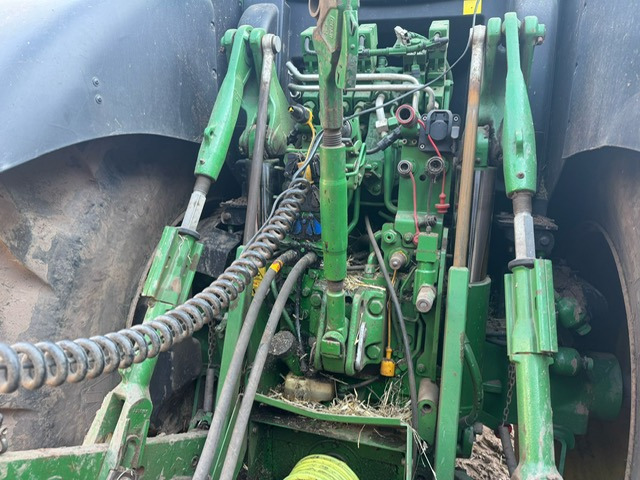 JOHN DEERE 6215R - Tractor: foto 5 JOHN DEERE 6215R - Tractor: foto 5