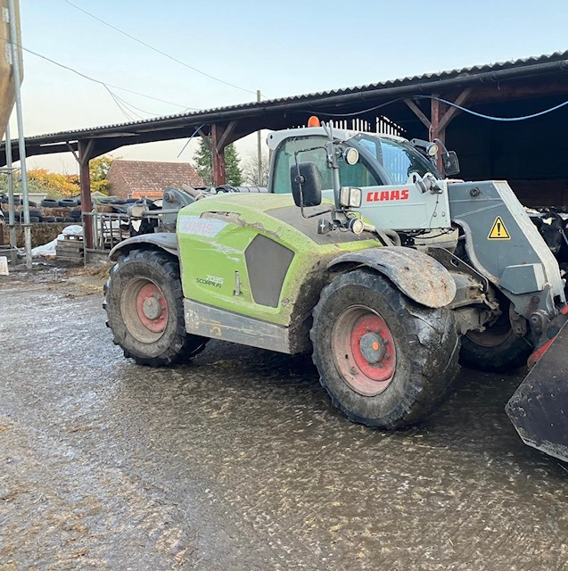 CLAAS Scorpion 7035 - Maquinaria agrícola: foto 1 CLAAS Scorpion 7035 - Maquinaria agrícola: foto 1