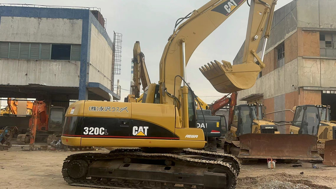 CATERPILLAR 320C 320B 320BL 325B - Excavadora de cadenas: foto 4 CATERPILLAR 320C 320B 320BL 325B - Excavadora de cadenas: foto 4