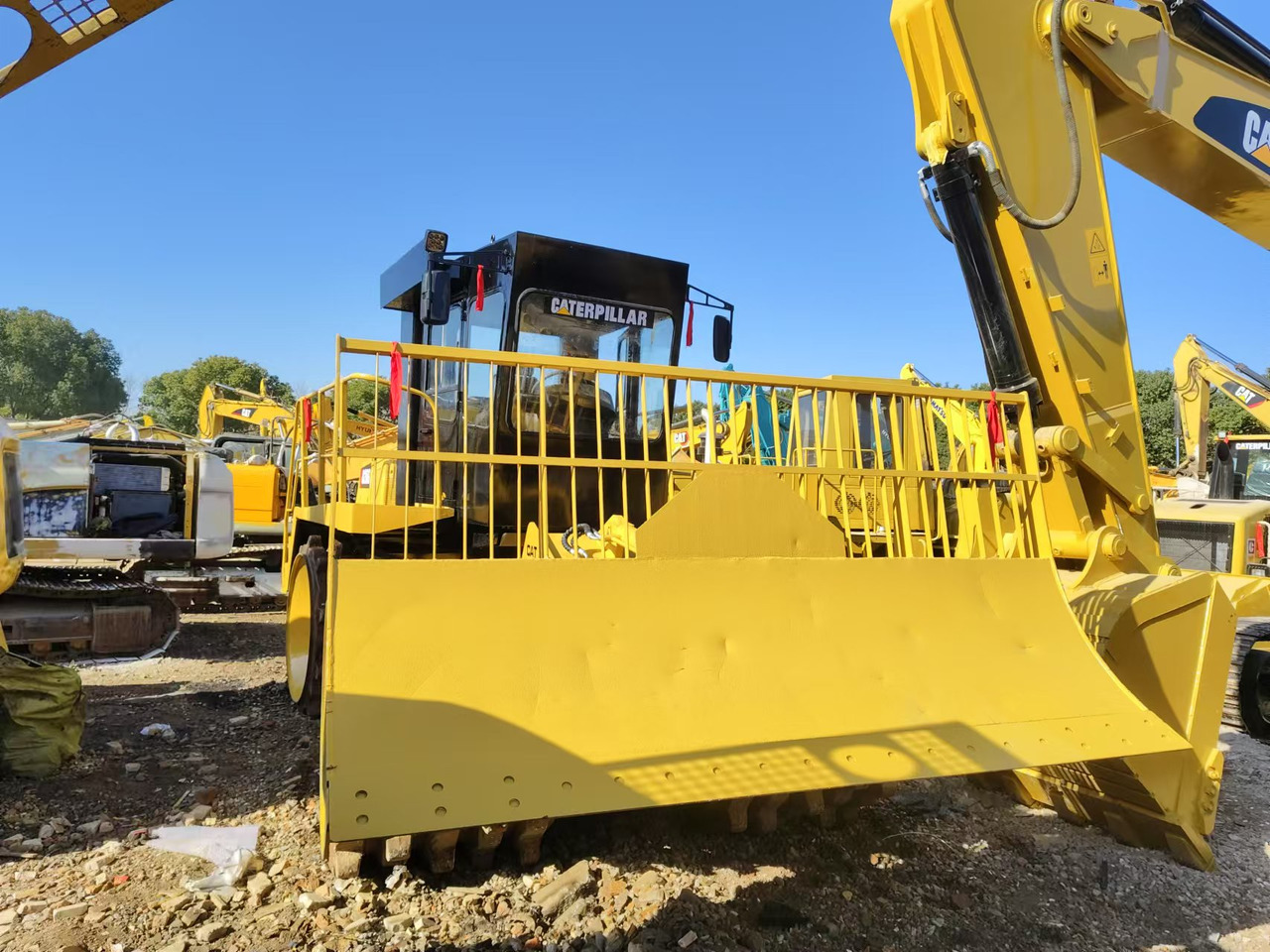 CATERPILLAR 826G - Compactador: foto 2 CATERPILLAR 826G - Compactador: foto 2