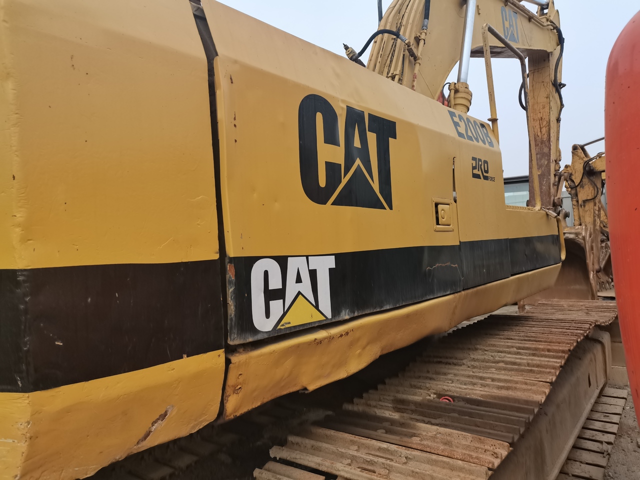 CATERPILLAR CAT-E200 - Excavadora de cadenas: foto 4 CATERPILLAR CAT-E200 - Excavadora de cadenas: foto 4
