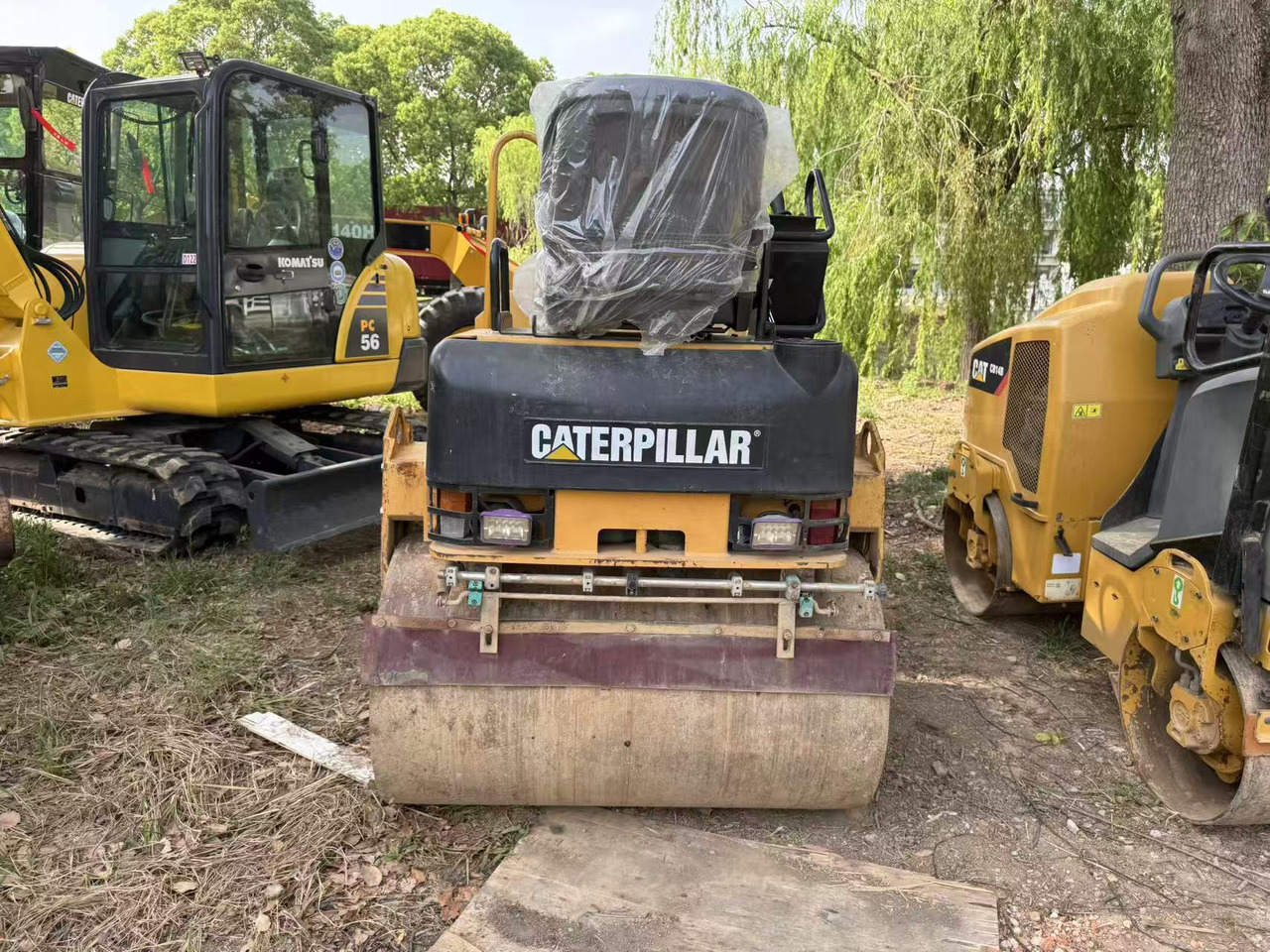 CATERPILLAR CB24B - Rodillo: foto 3 CATERPILLAR CB24B - Rodillo: foto 3