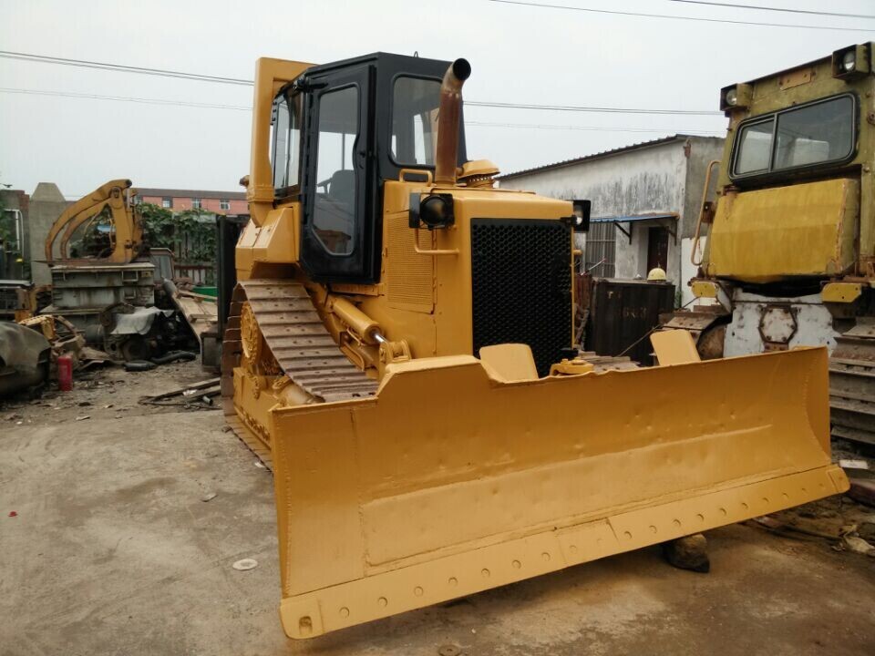 CATERPILLAR D4H - Bulldozer: foto 3 CATERPILLAR D4H - Bulldozer: foto 3