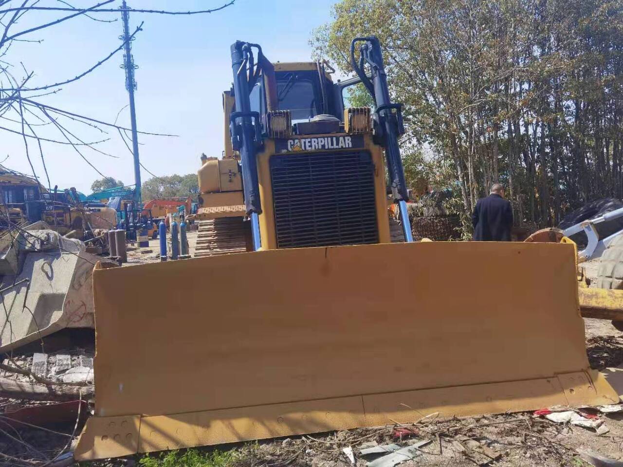 CATERPILLAR D6R Imported machine - Bulldozer: foto 2 CATERPILLAR D6R Imported machine - Bulldozer: foto 2