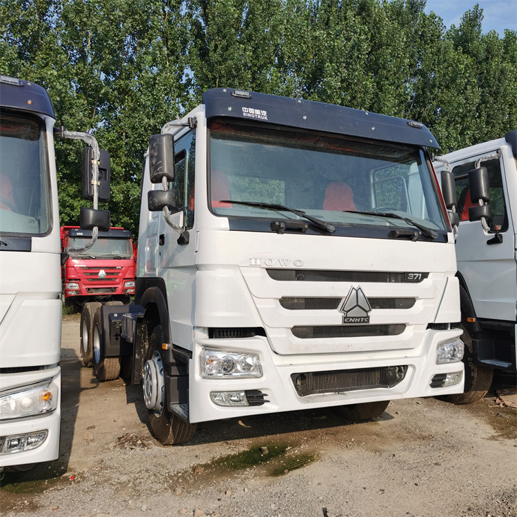 Cabeza tractora HOWO HOWO-6x4 371hp tractor: foto 6