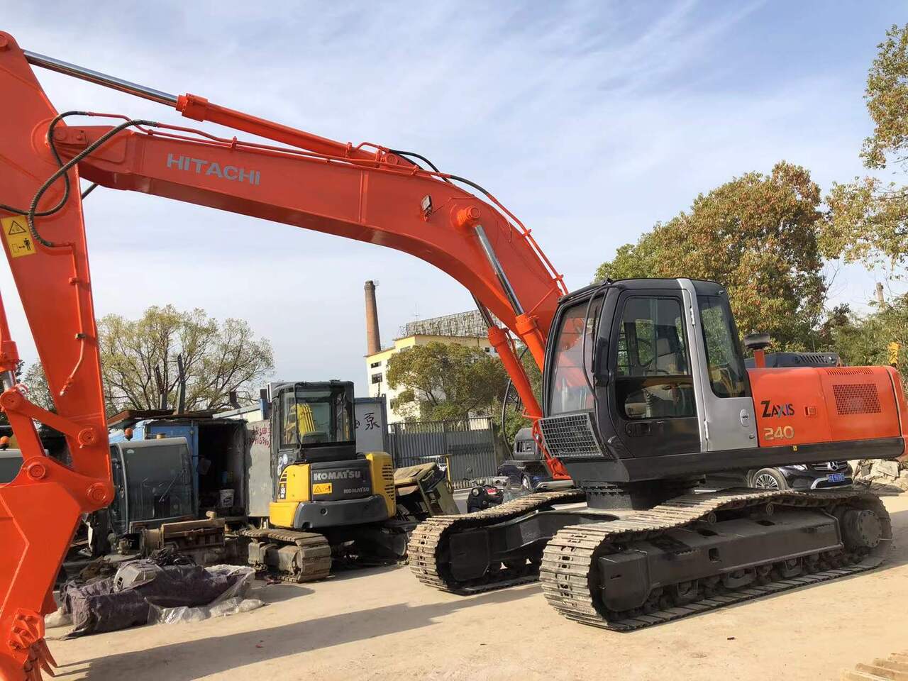 HITACHI ZX240 - Excavadora de cadenas: foto 2 HITACHI ZX240 - Excavadora de cadenas: foto 2